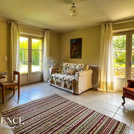Maison 2 Pieces Avec Piscine Au Rayol-canadel Le Rayol-Canadel-sur-Mer